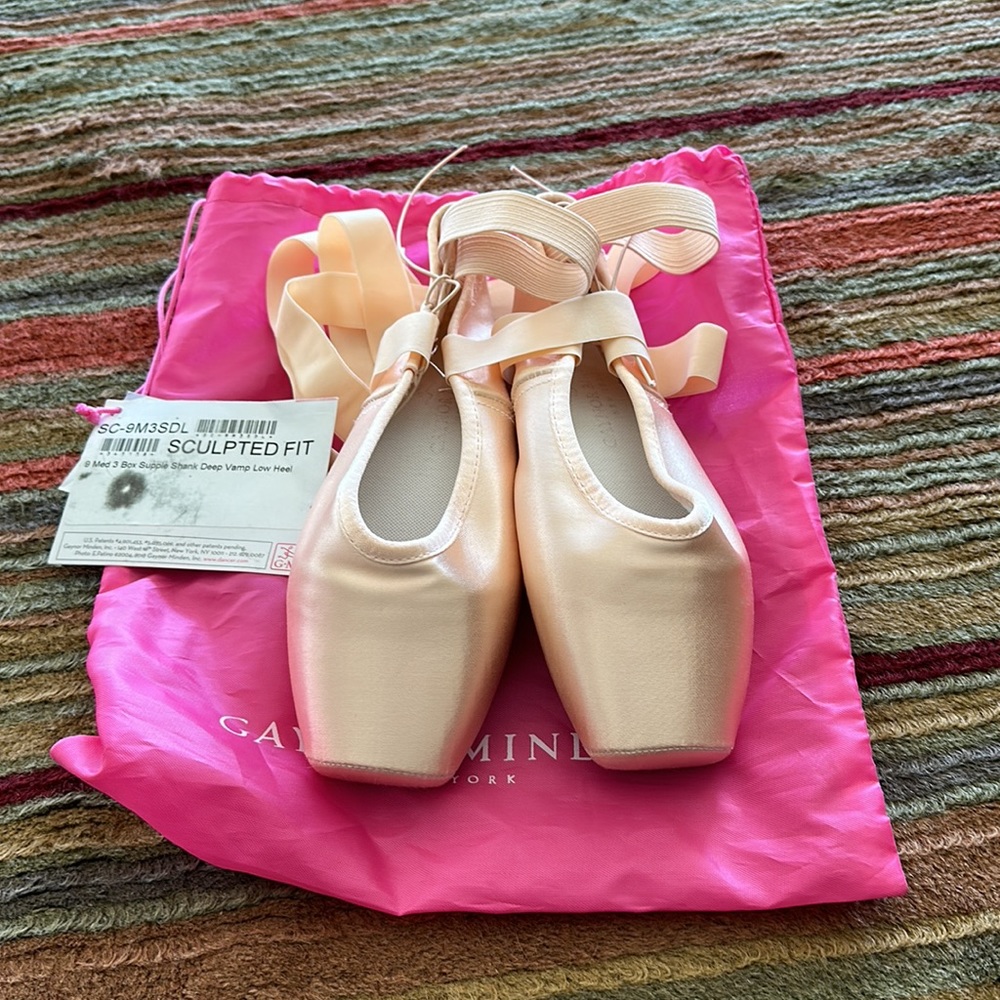 Gaynor Minden Point Shoes sculpted fit 9M made in USA